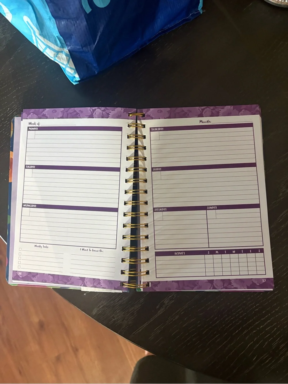 Highmarks Creative Planner - Navy Floral 